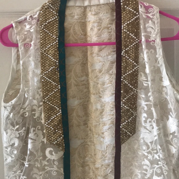 Pakistani and Indian desi outfit - Picture 6 of 8